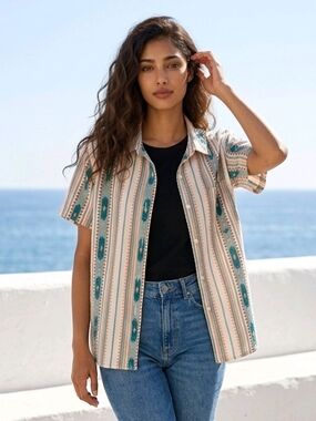 Short-Sleeve Button-Down Shirt in Teal Stripe